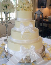 Wedding Cake 65